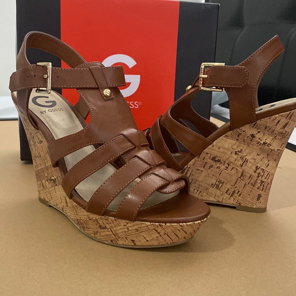 New Size 11M G By Guess Delfina Wedge